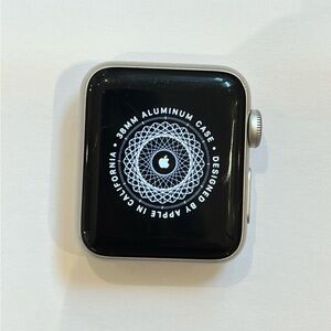 used series 3, 38mm apple watch silver!!!!